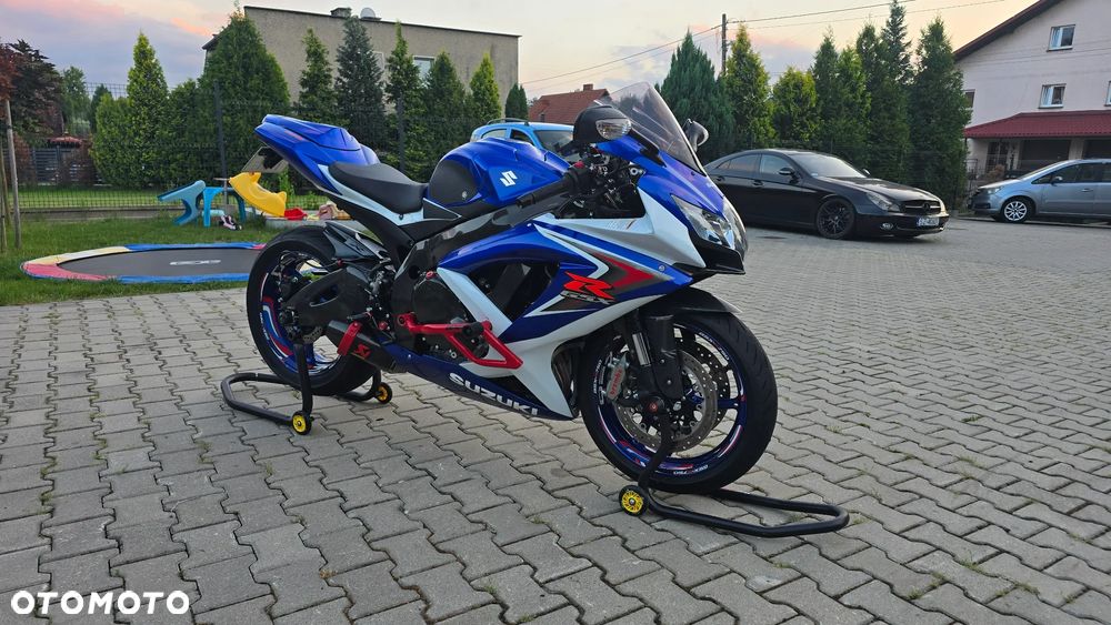 Suzuki GSX-R - 3