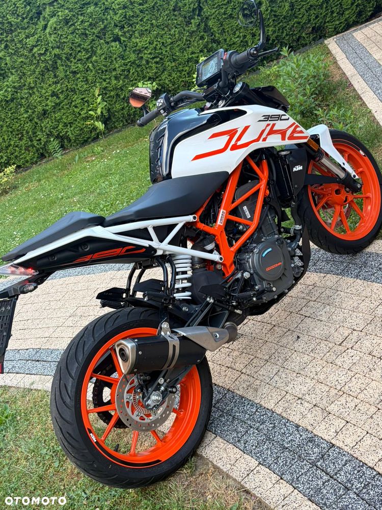 KTM Duke 390 - 4
