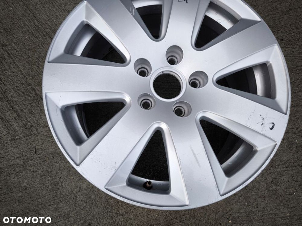 FELGA ALUMINIOWA AUDI A3 A4 A6 VW SKODA 7.0J R16 ET42 4F0601025AN Z*43* OK - 7