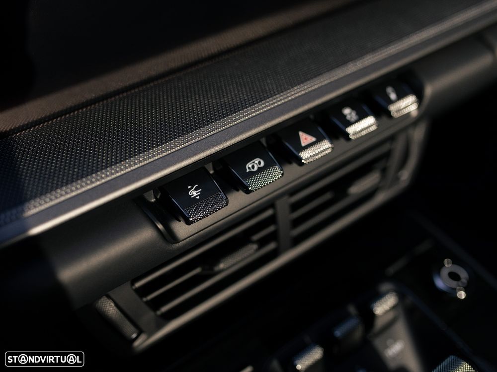 Porsche 911 (992) - 30