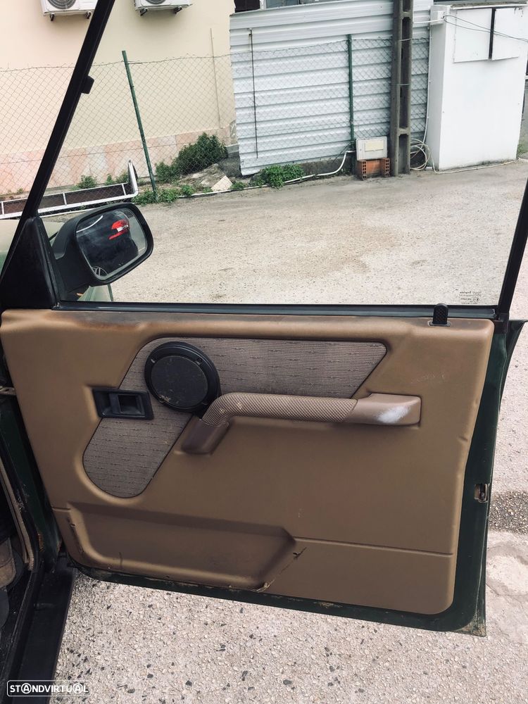Land Rover Discovery 2.5 TDi - 12