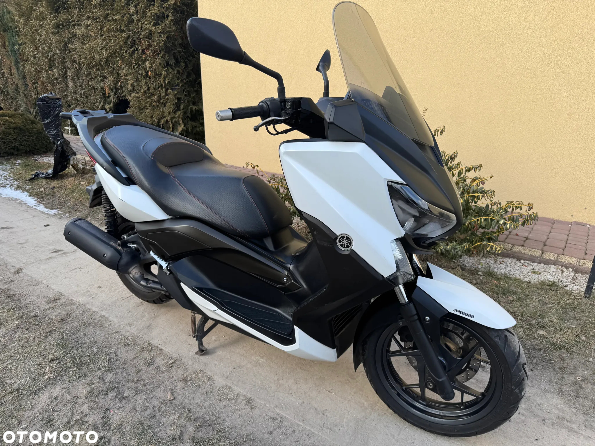 Yamaha X-max - 8