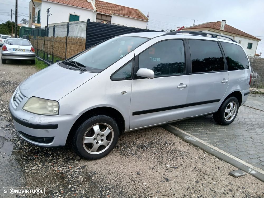 VW Sharan 1.9 TDi Confortline - 3