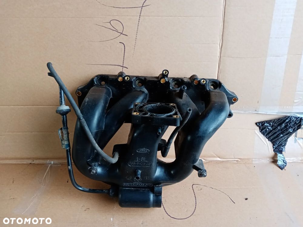 Kolektor ssący Ford Escort MK7 1.6 958-9424-CC - 1