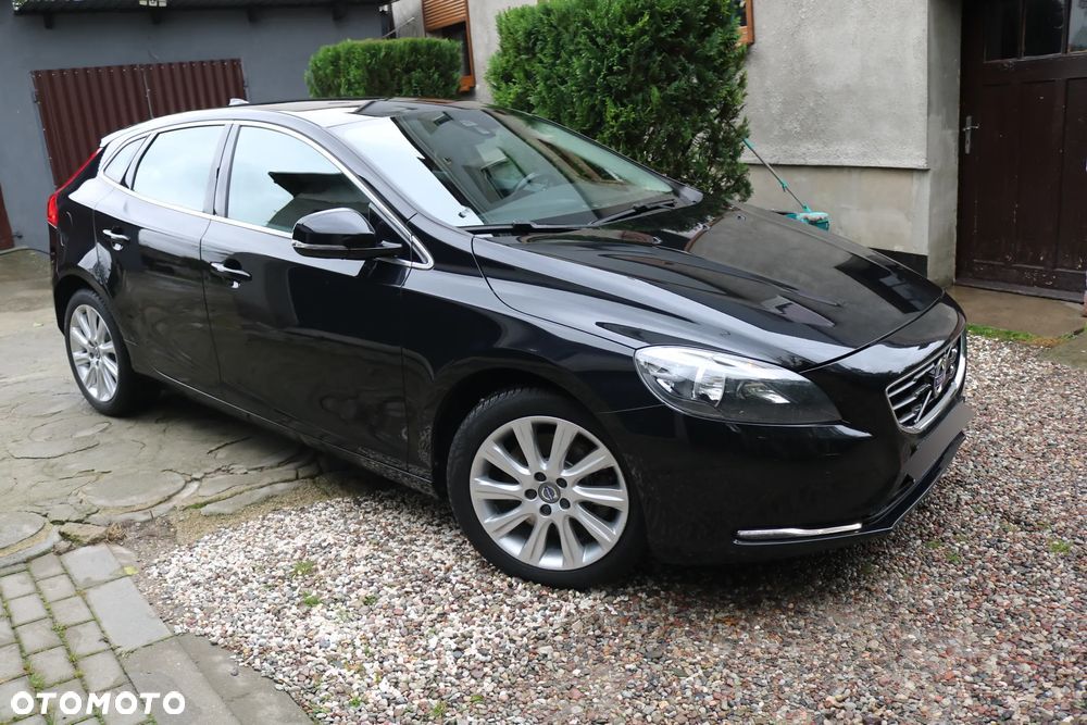 Volvo V40 D4 Drive-E Momentum - 17
