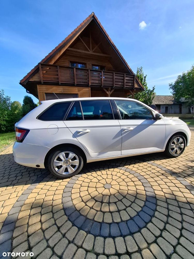Skoda Fabia 1.0 Ambition - 10