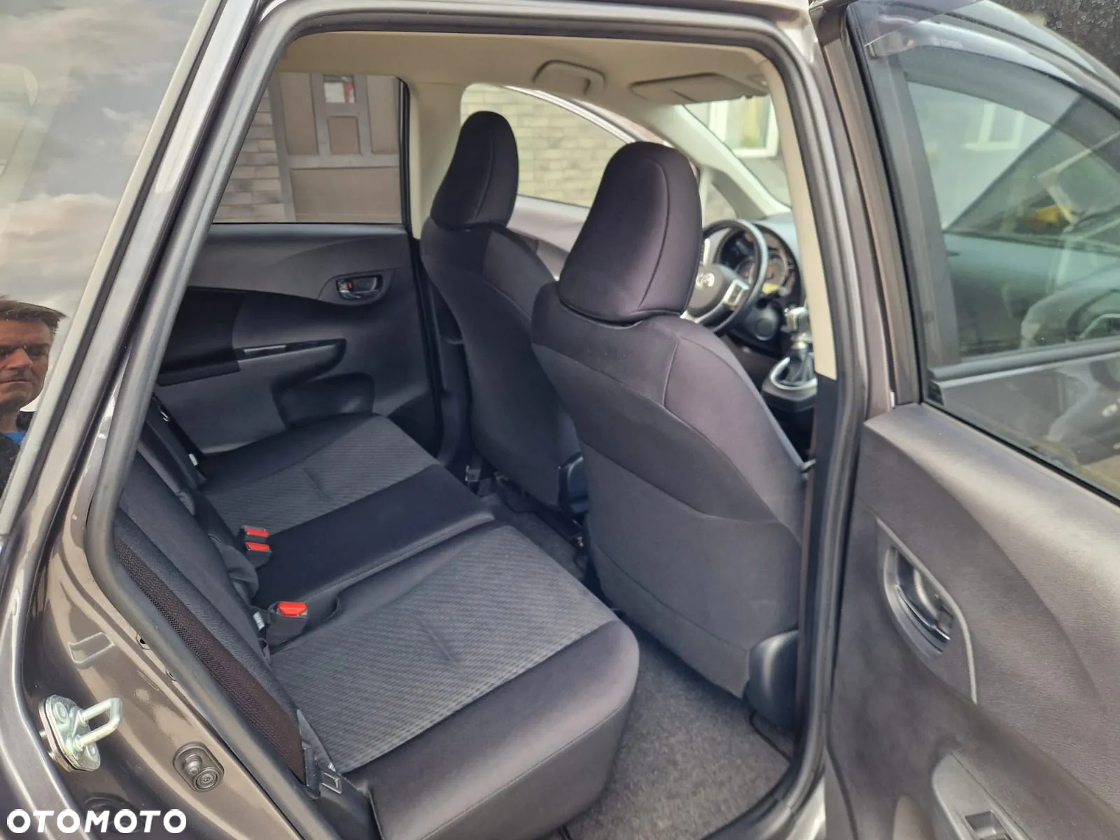 Toyota Verso S 1.33 Premium - 13
