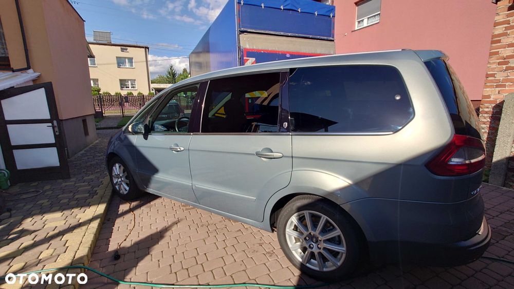 Ford Galaxy - 4