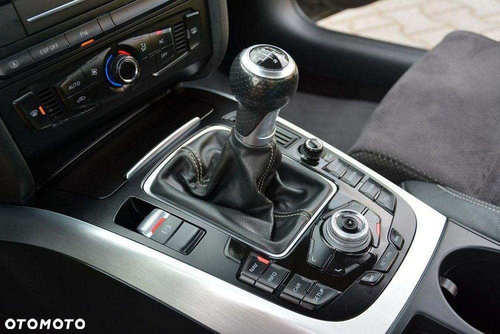Audi A4 Limousine 1.8 TFSI S line Sportpaket (plus) - 29
