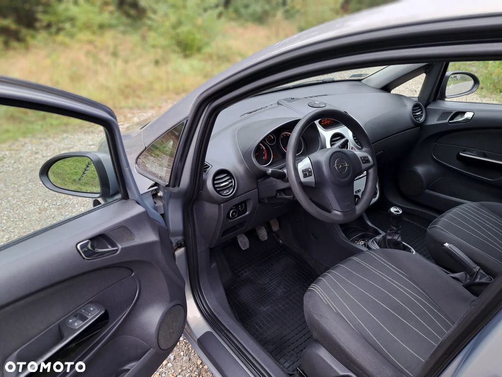 Opel Corsa 1.2 16V Enjoy - 20