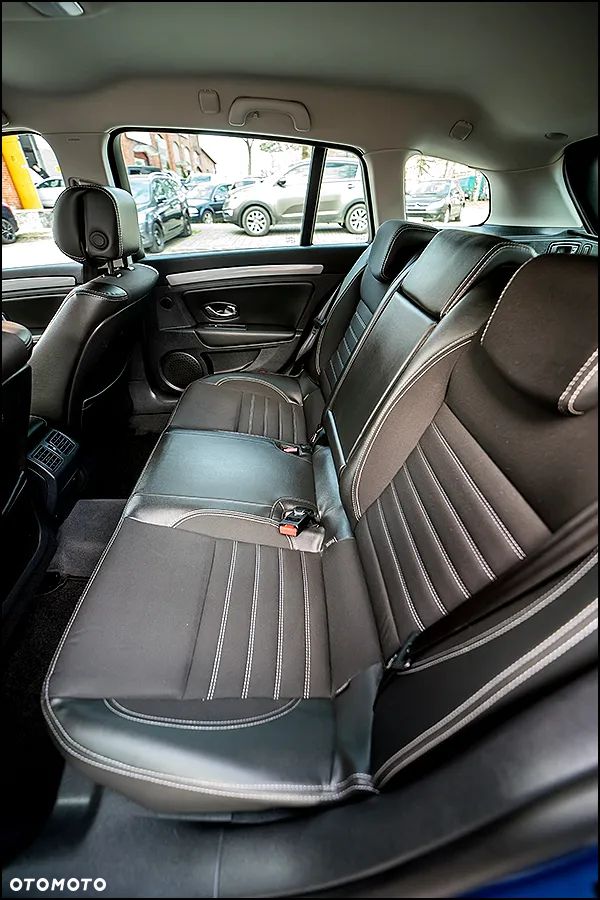 Renault Laguna dCi 110 FAP Sportway - 34