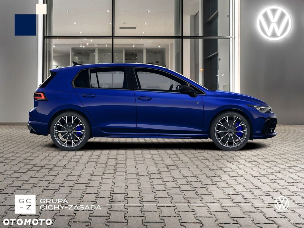 Volkswagen Golf - 6