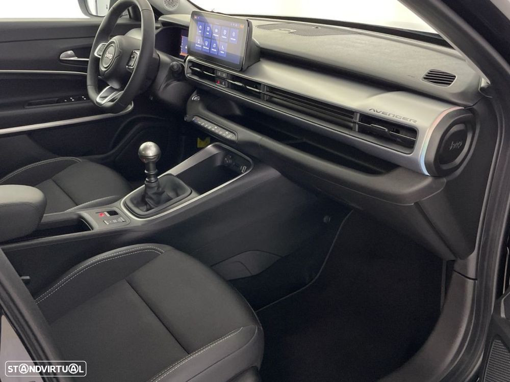 Jeep Avenger 1.2 GSE T3 Altitude - 27