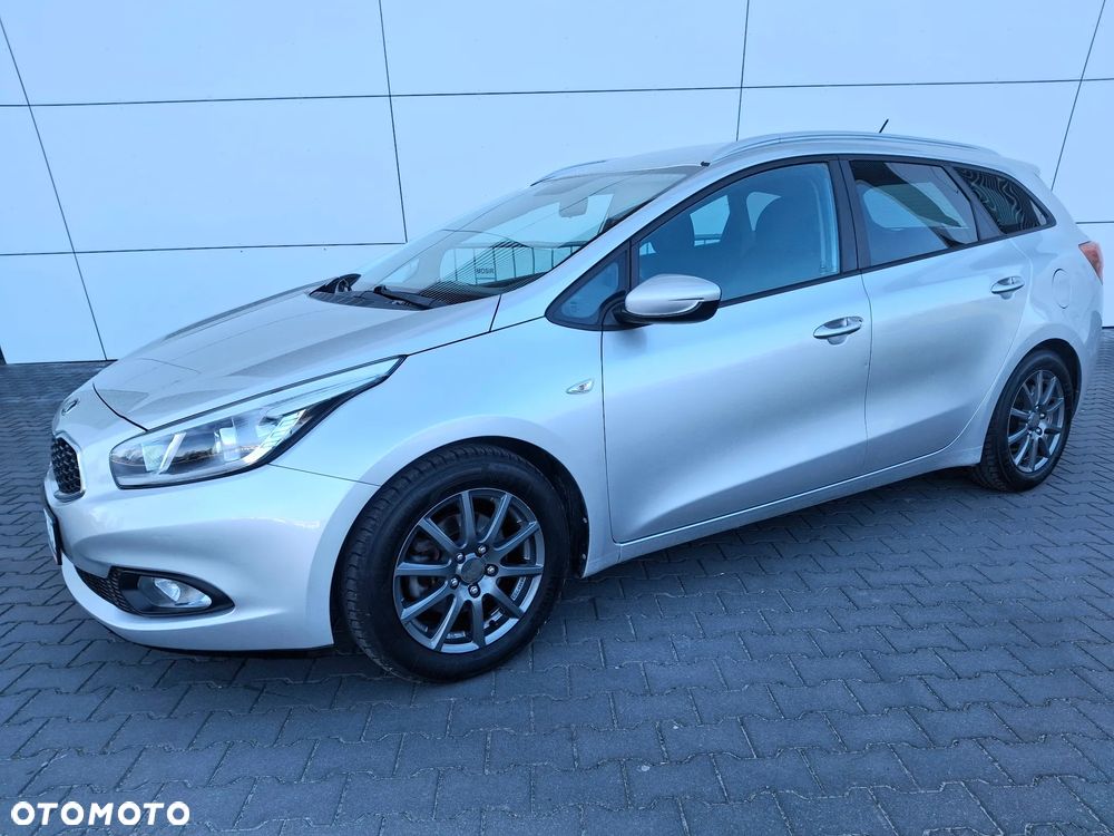 Kia Ceed 1.4 CVVT Dream Team Edition - 5