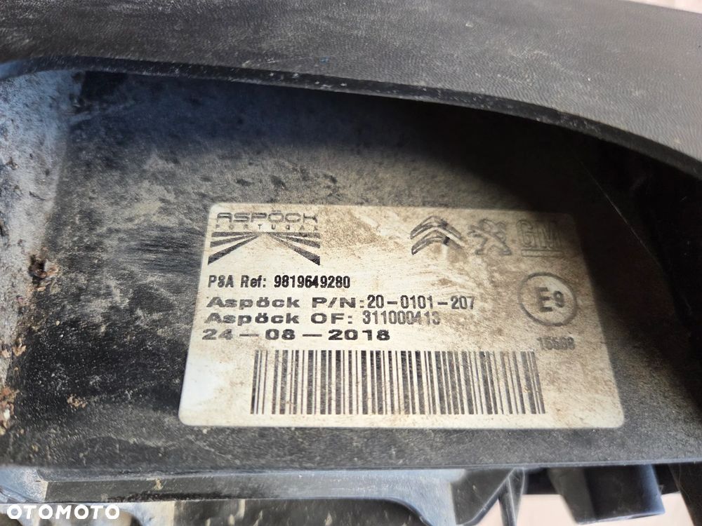 Lampa tylna lewa Citroen Berlingo IV - 12