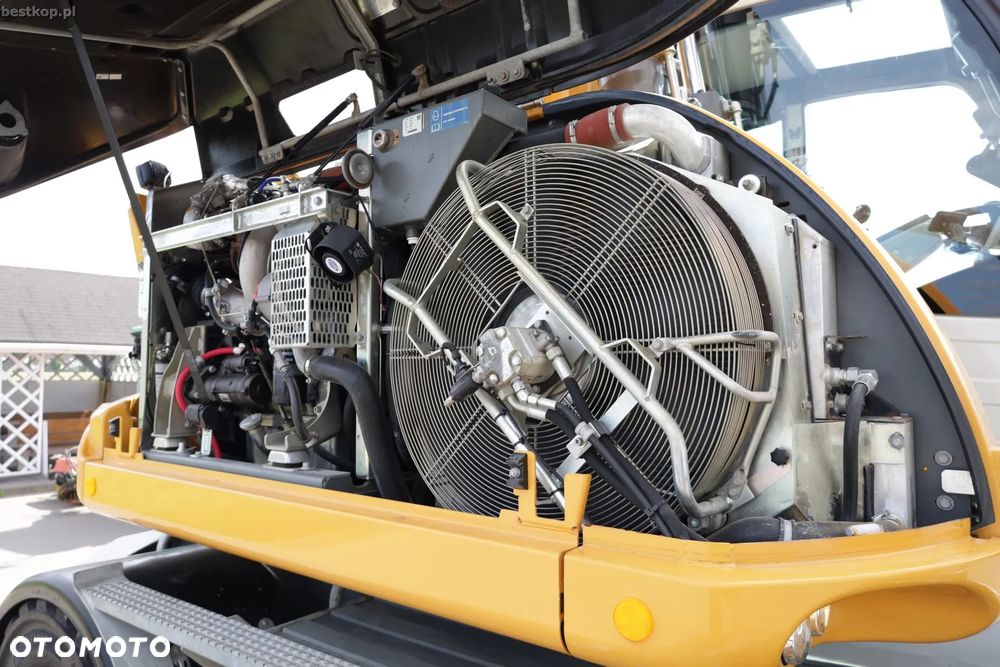Liebherr A918 Compact - 40