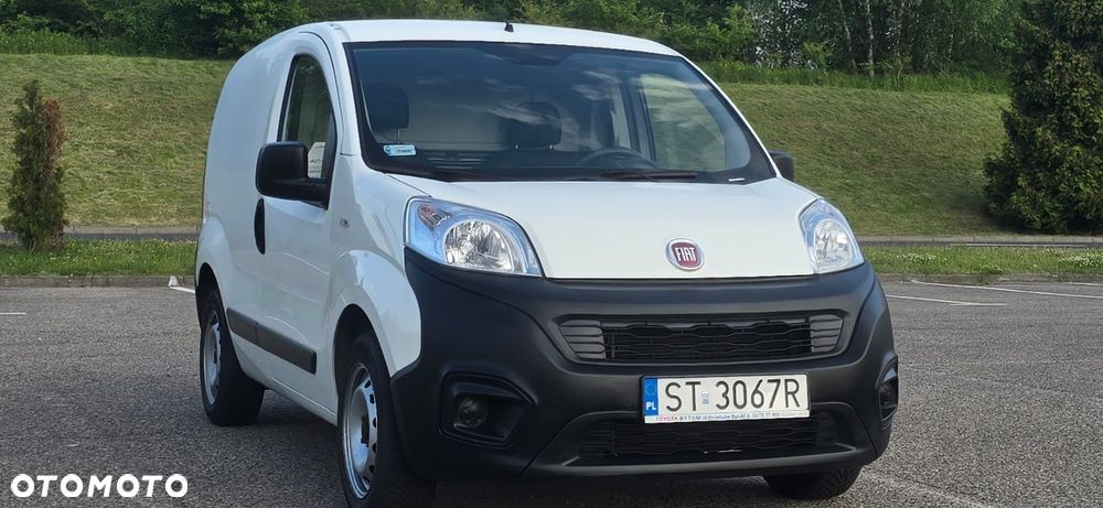 Fiat Fiorino Kombi 8V Base - 2