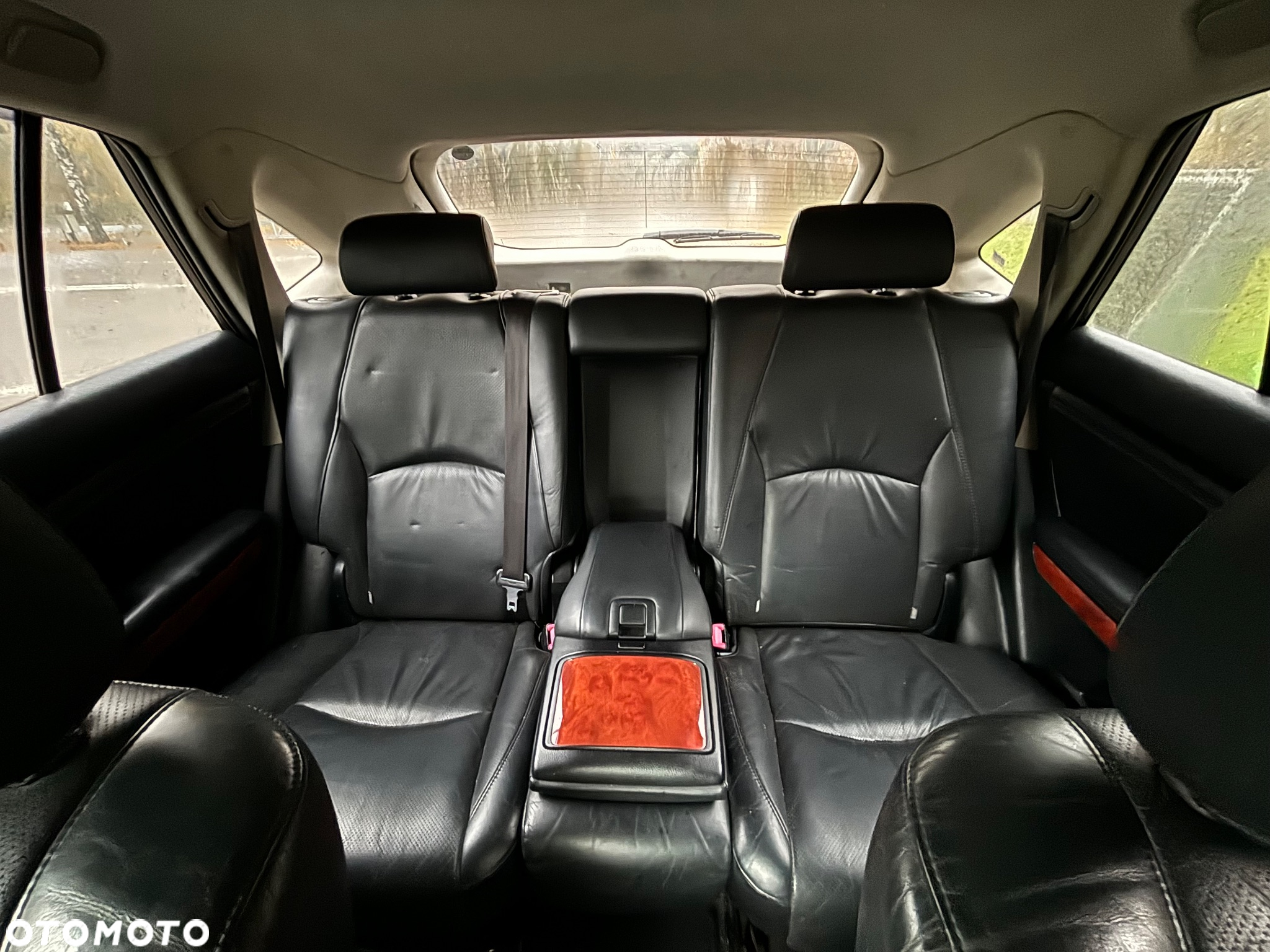 Lexus RX - 12