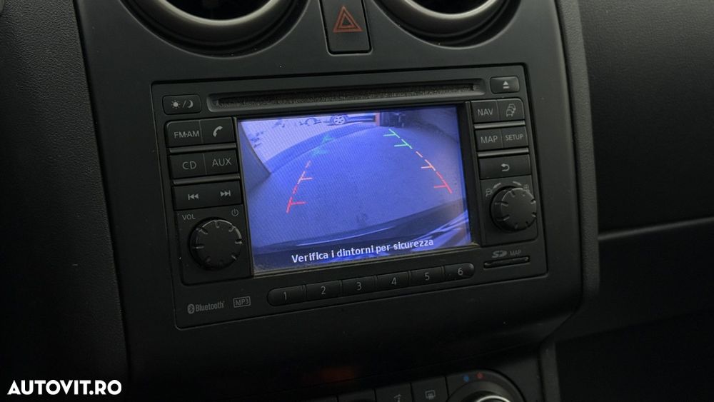 Nissan Qashqai - 16