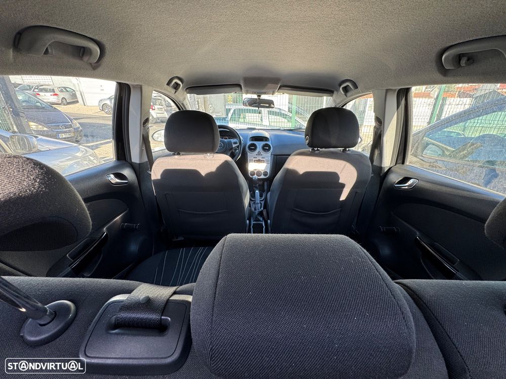 Opel Corsa 1.2 Enjoy - 5