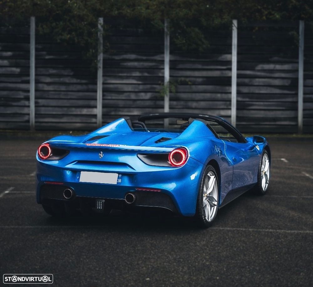 Ferrari 488 Spider - 7
