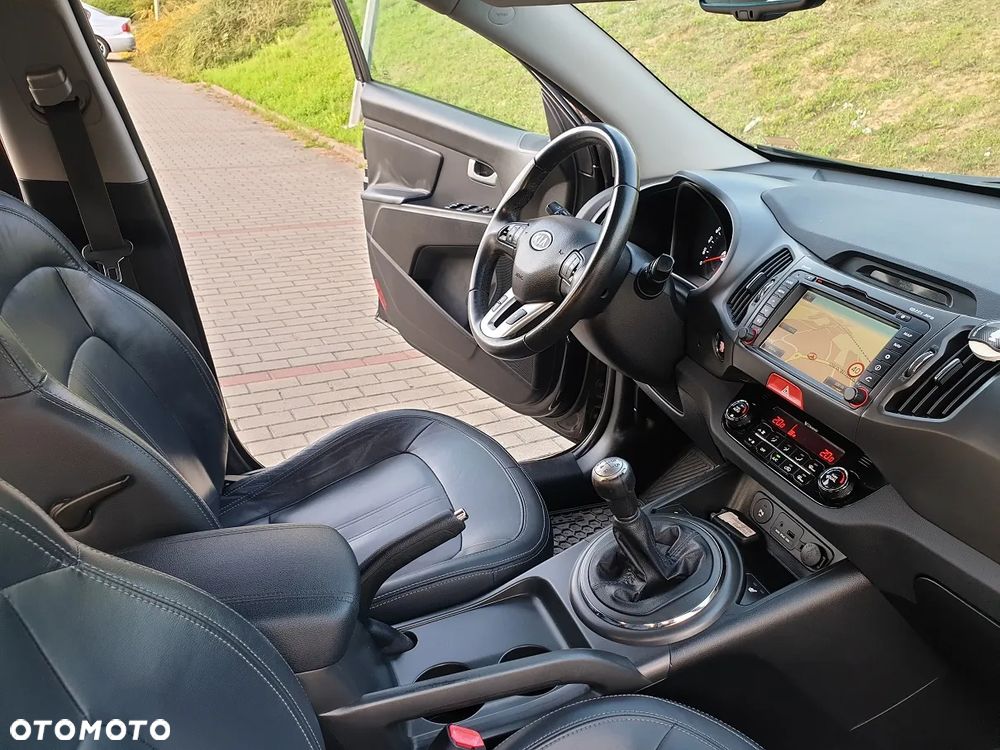 Kia Sportage 2.0 CVVT 4WD Spirit - 29