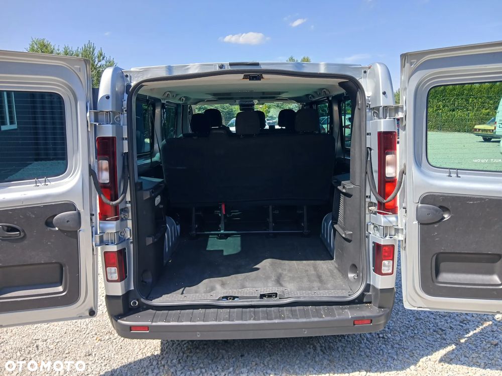 Renault Trafic 2.0 L2H1 HD Extra (bryg.) - 24
