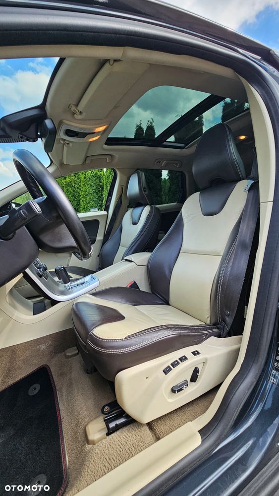 Volvo XC 60 - 28