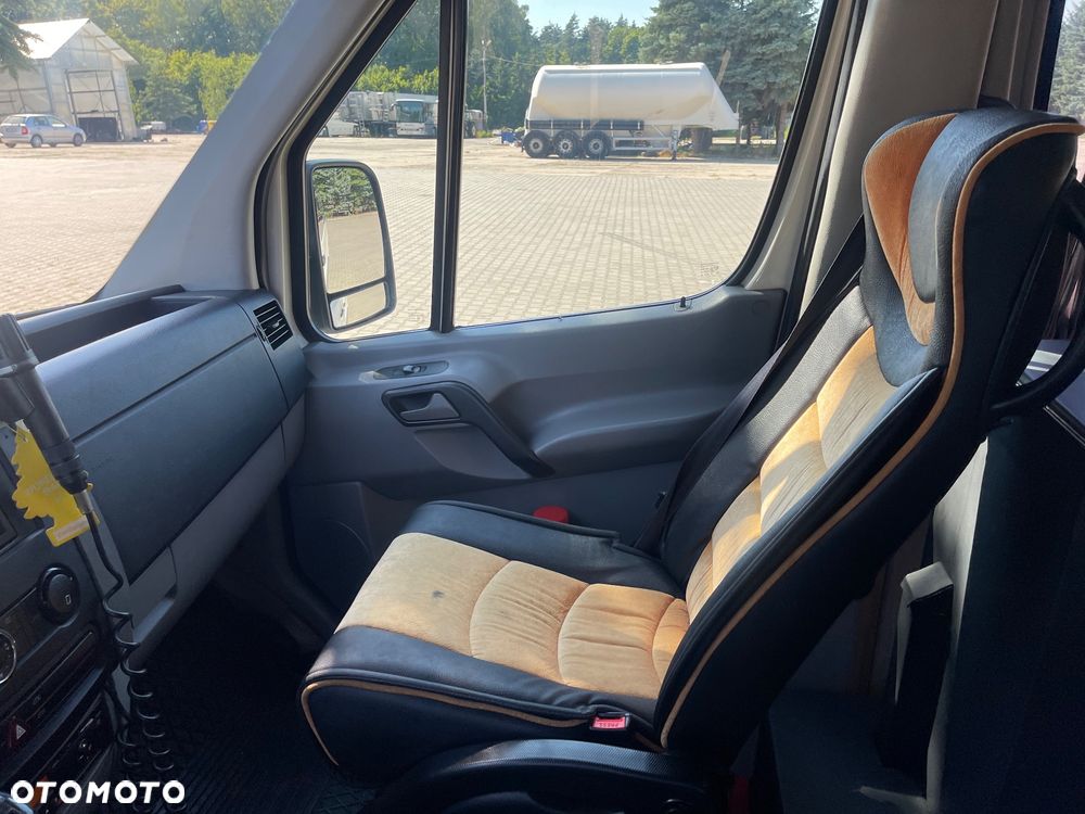 Volkswagen Crafter/2,5Tdi/17 miejsc - 8