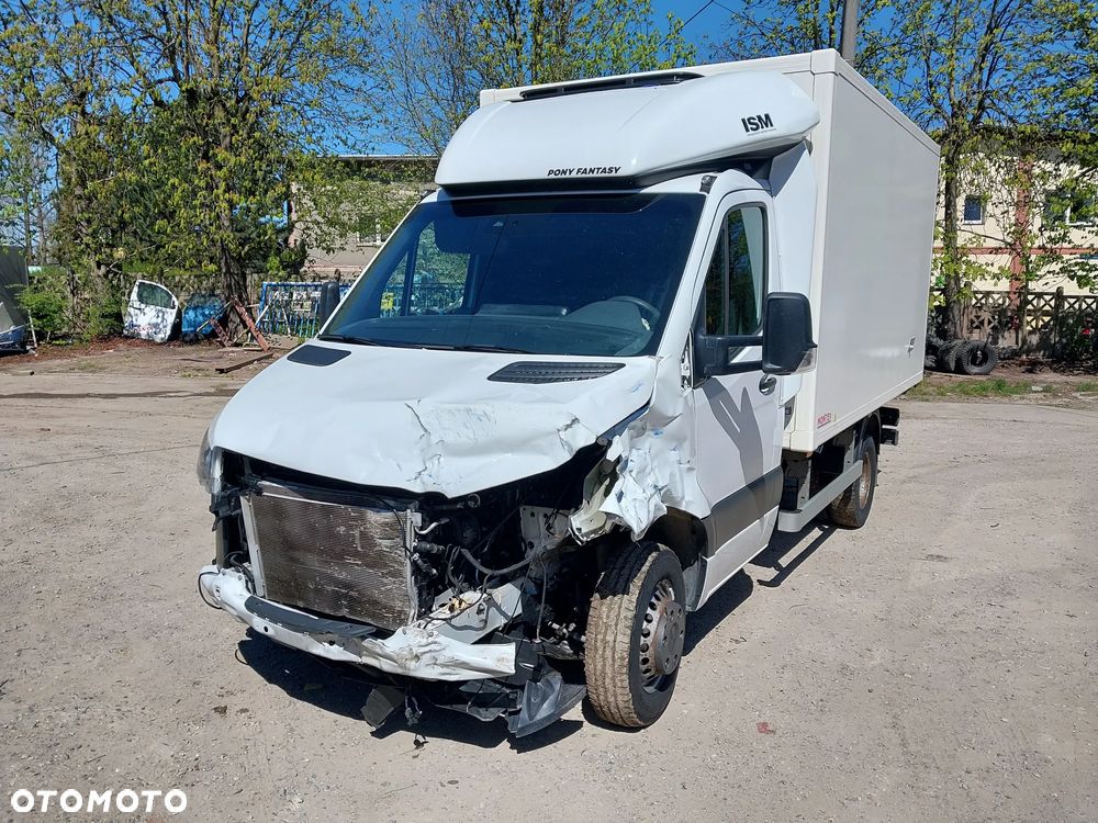 Mercedes-Benz Sprinter - 3