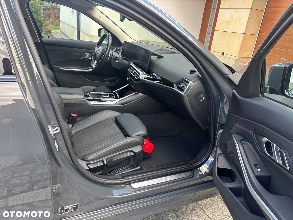 BMW Seria 3 320d - 16