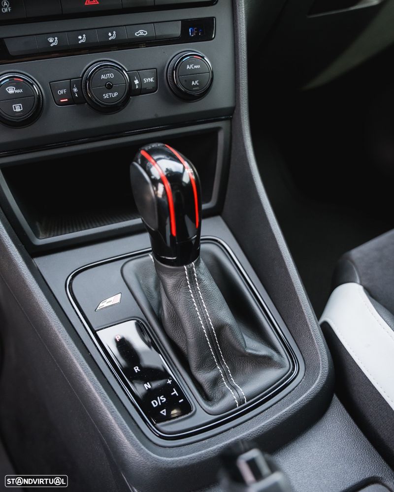 SEAT Leon - 10