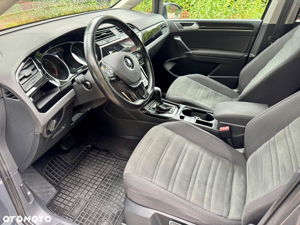 Volkswagen Touran 2.0 TDI BMT Highline DSG - 5