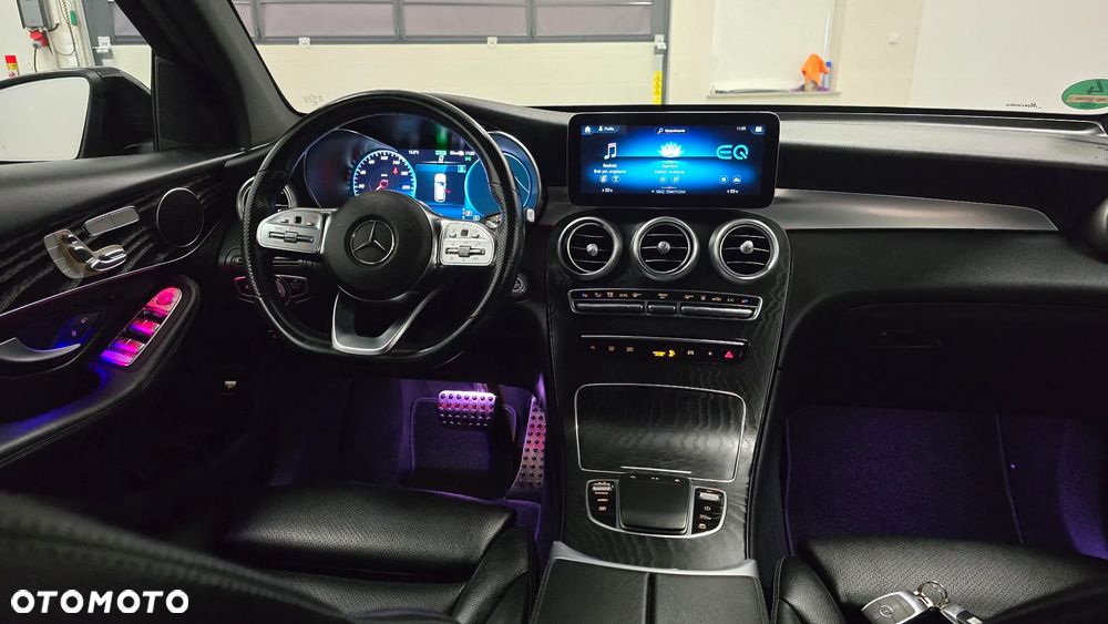 Mercedes-Benz GLC 300 de 4Matic 9G-TRONIC AMG Line Plus - 19