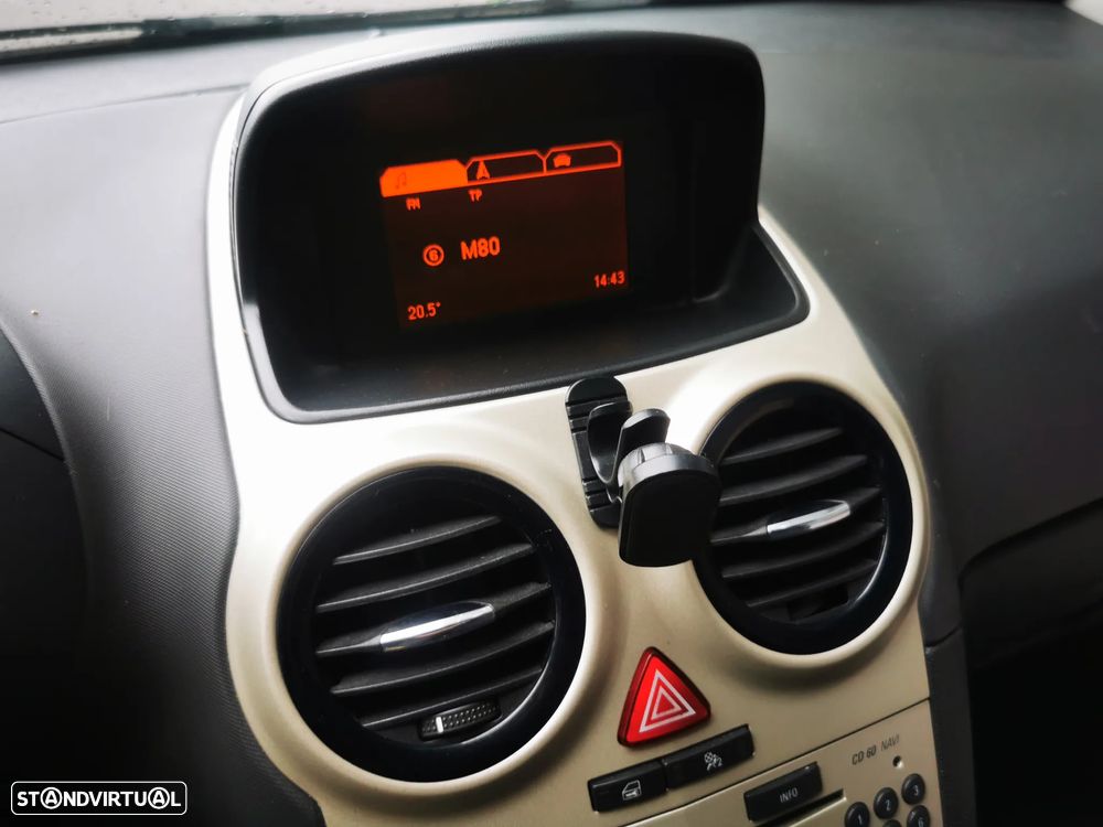 Opel Corsa 1.3 CDTI DPF - 22