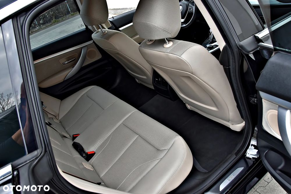 BMW 3GT 320i Luxury Line - 24