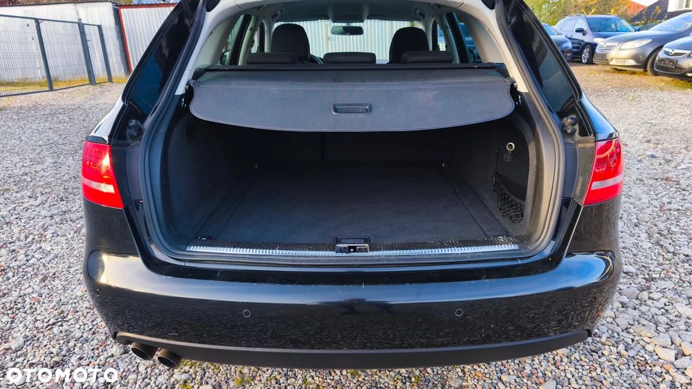 Audi A4 Avant - 33