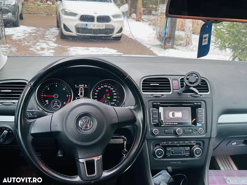 Volkswagen Golf 1.6 TDI DPF DSG Exclusive - 12