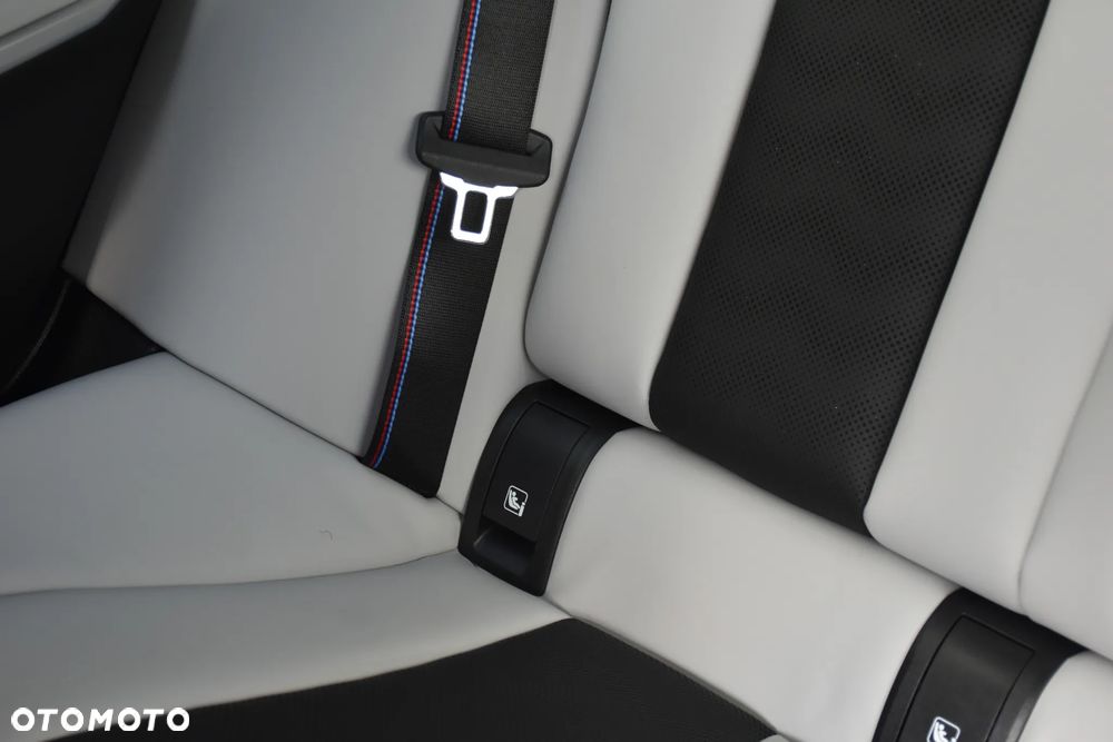 BMW M3 - 26