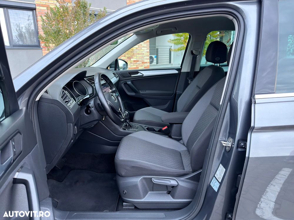 Volkswagen Tiguan - 10