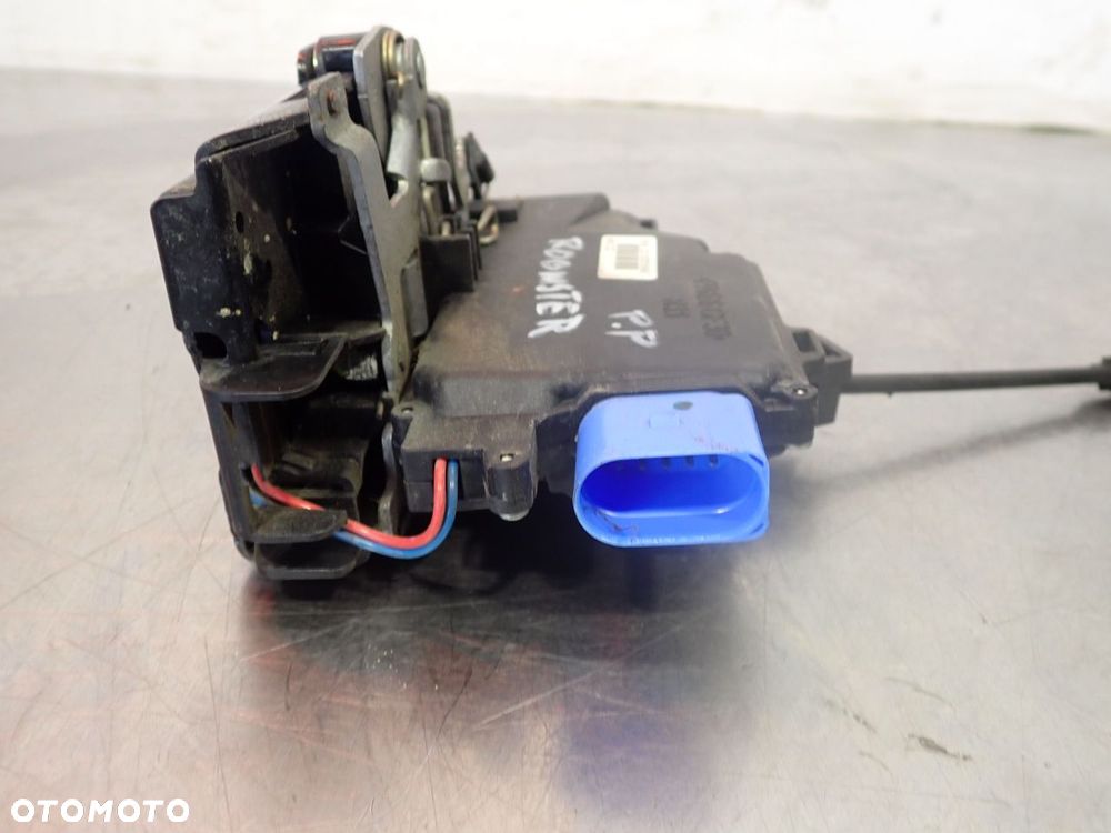 ZAMEK PRAWY PRZÓD DRZWI SKODA ROOMSTER I LIFT - 4