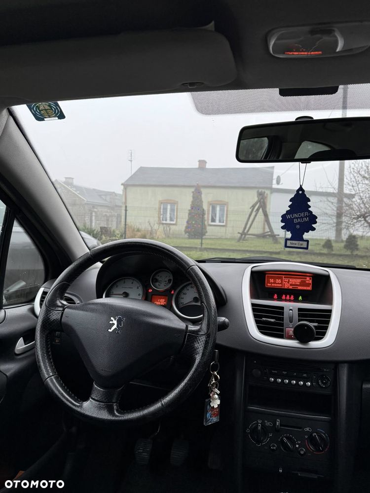 Peugeot 207 90 Filou - 4
