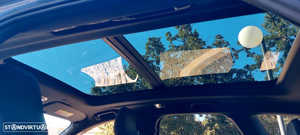 Volvo XC 60 2.0 B5 R-Design AWD - 9