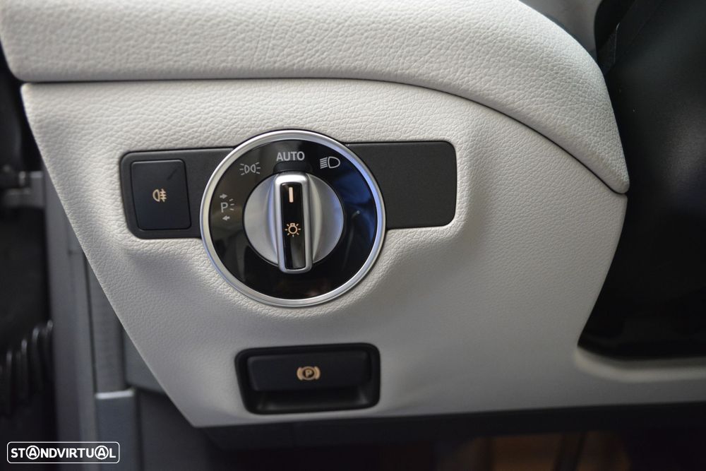 Mercedes-Benz CLA 200 CDI Urban - 20