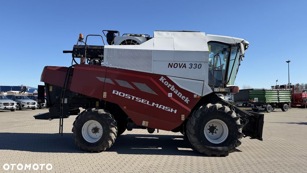 Rostselmash Nova 330 - 4