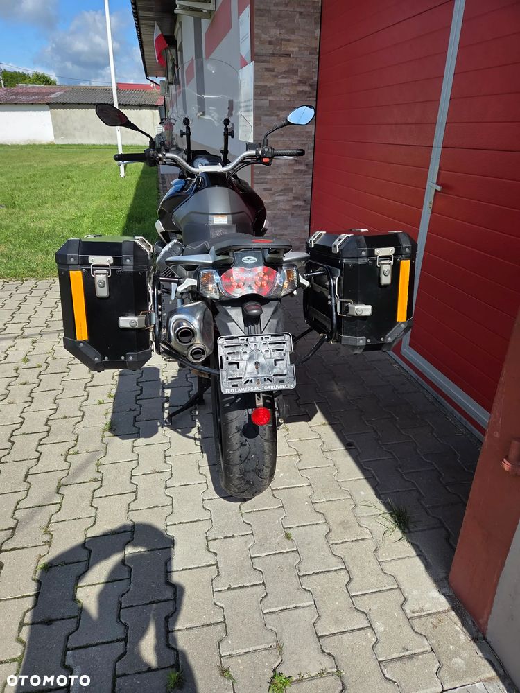 Moto Guzzi Stelvio - 11