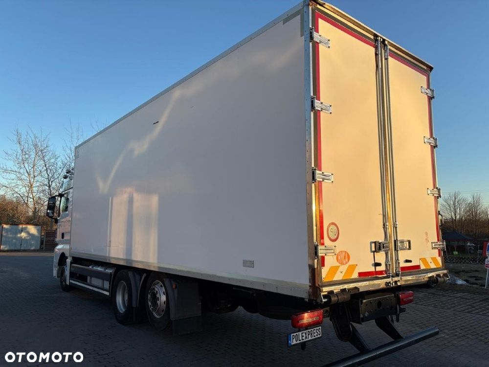MAN TGX 26.460 KONTENER 8,2M 20EP XXL KABINA - 5
