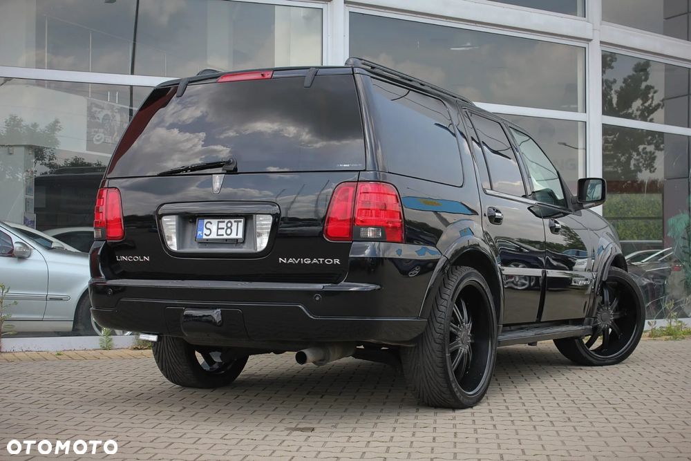Lincoln Navigator 5.4 4WD Luxury - 3