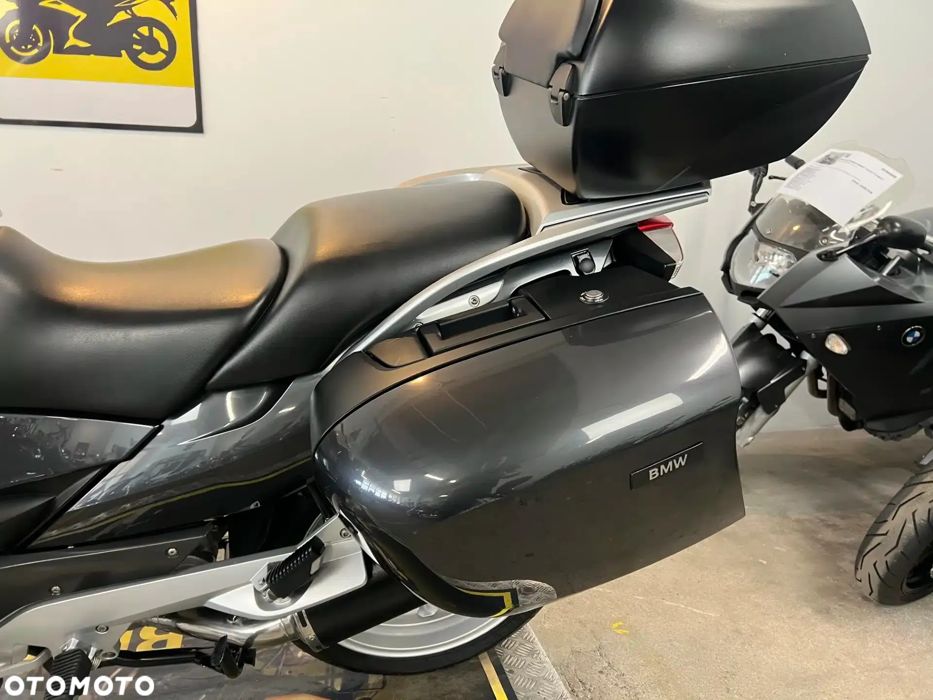 BMW R - 24