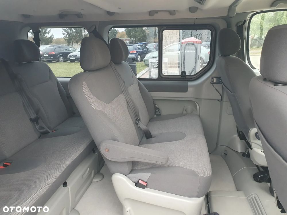 Opel Vivaro - 15